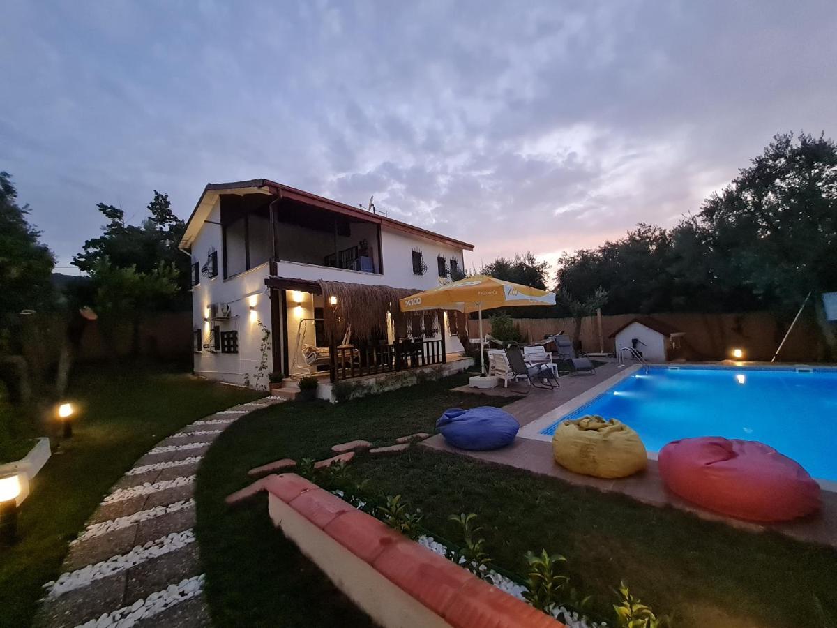 Вілла Antik House Iznik Екстер'єр фото